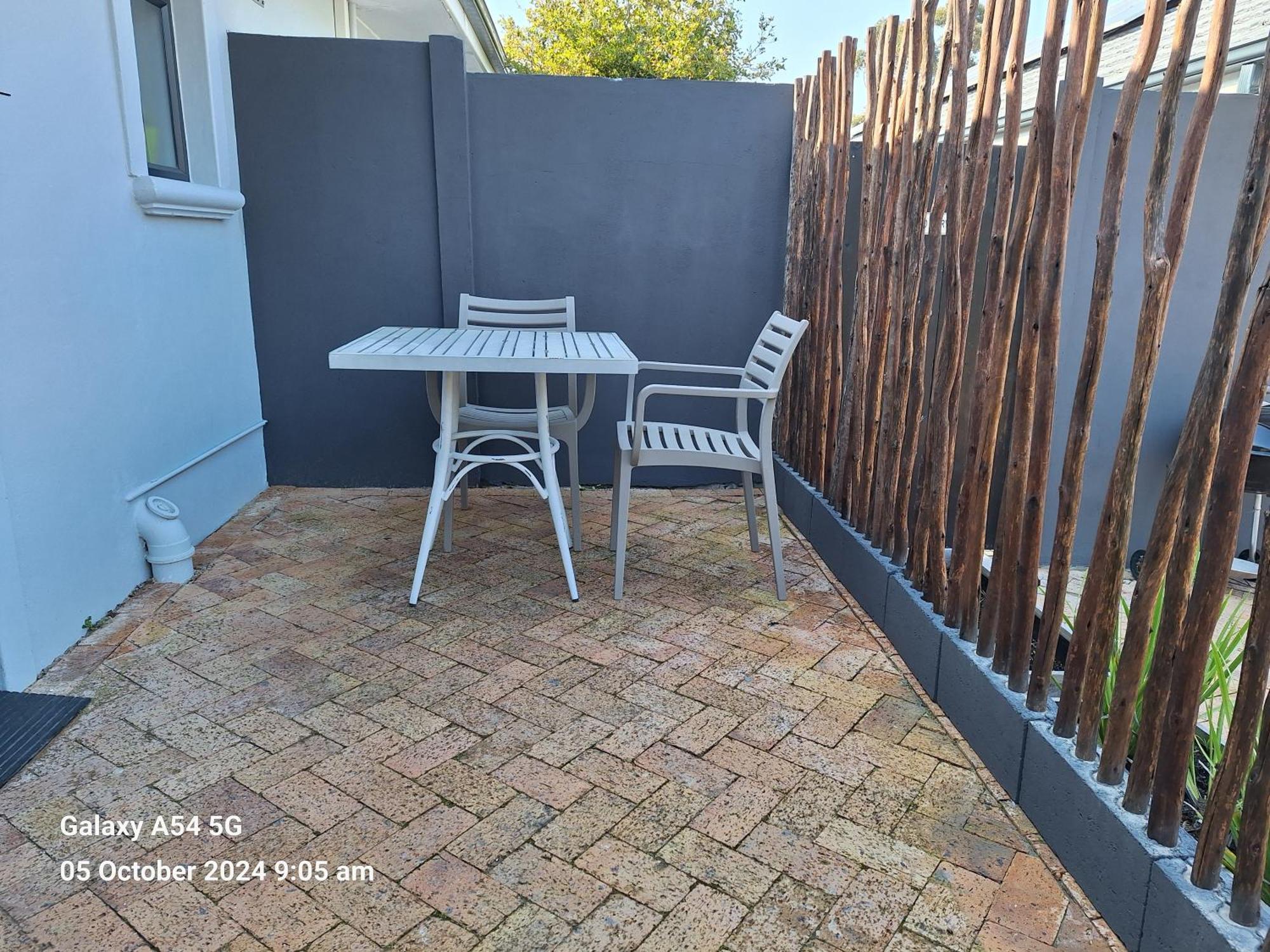 Casa Ilanga Guesthouse Somerset West Exterior photo
